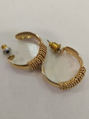 Gold Tone Post Hoop Earrings Costume Jewelry Chain Wrapped